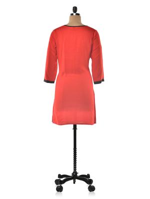 Red Color Rayon Pleated Kurta - 1023893 - Standard Image - 3