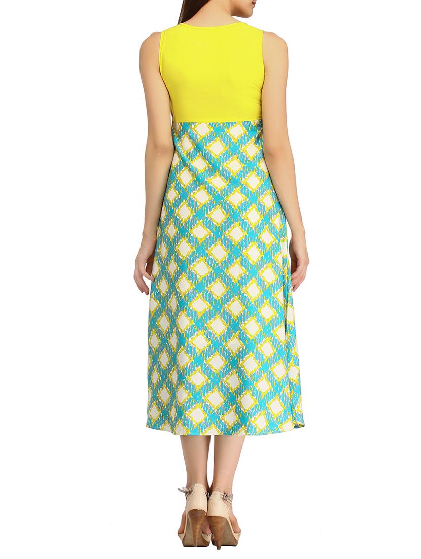 round neck printed detail a line dress - 10282684 - Zoom Image - 3