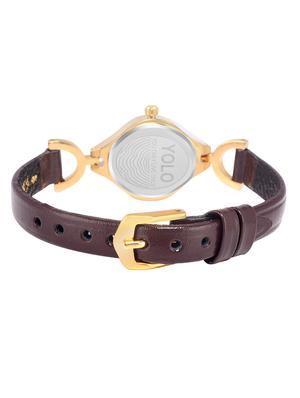 wrist watch - 10740538 - Standard Image - 3