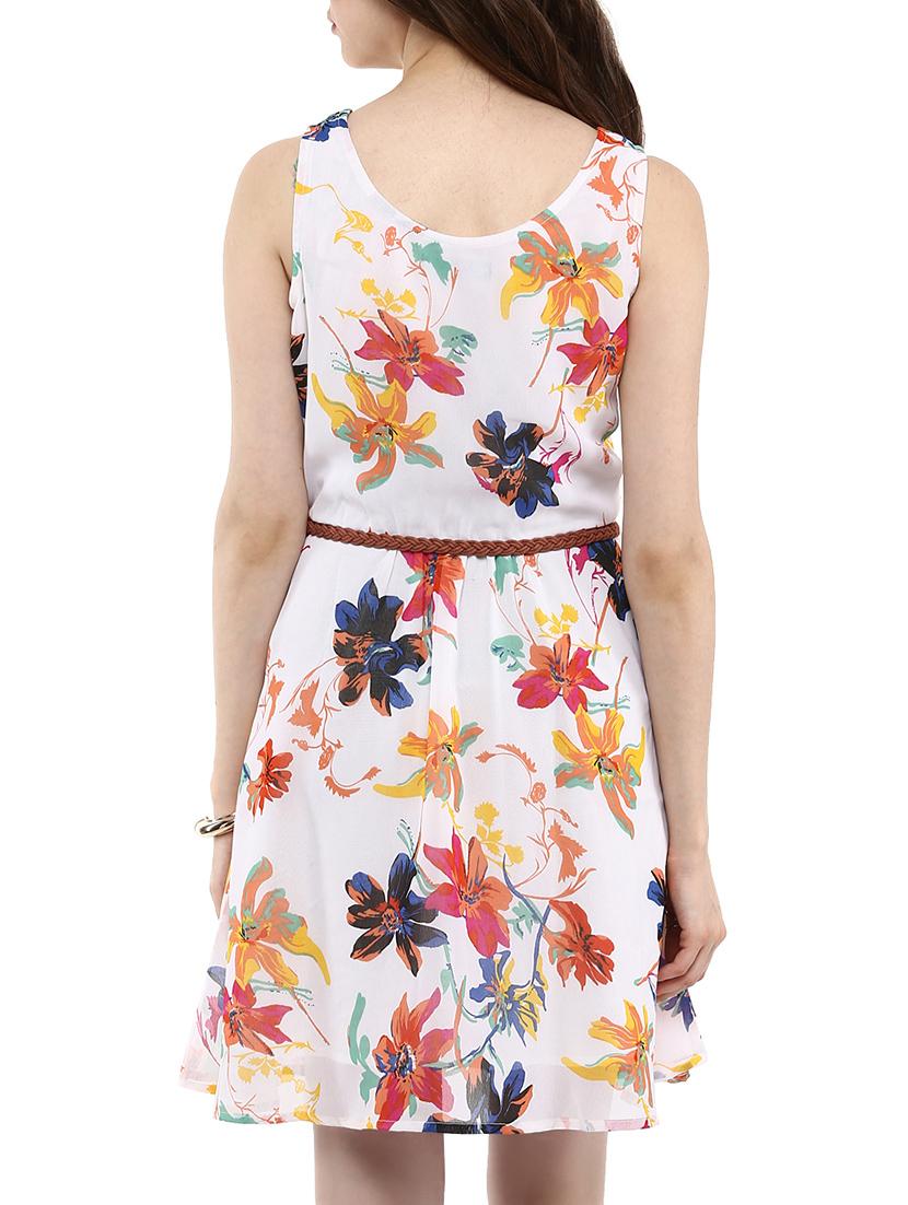 round neck belted dress - 10742903 - Zoom Image - 3