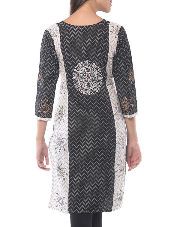 black cotton straight kurta - 10814570 - Zoom Image - 3