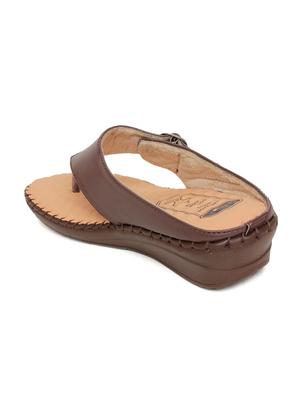 brown faux leather slippers - 10858292 - Standard Image - 3