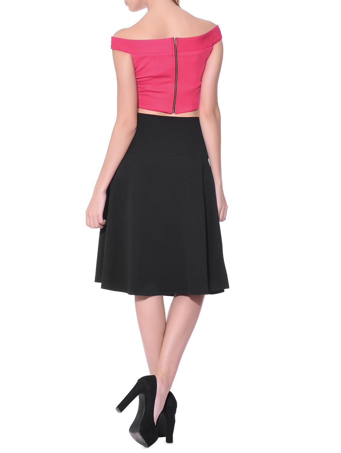 pink solid crop top and black skirt set - 11960593 - Zoom Image - 3