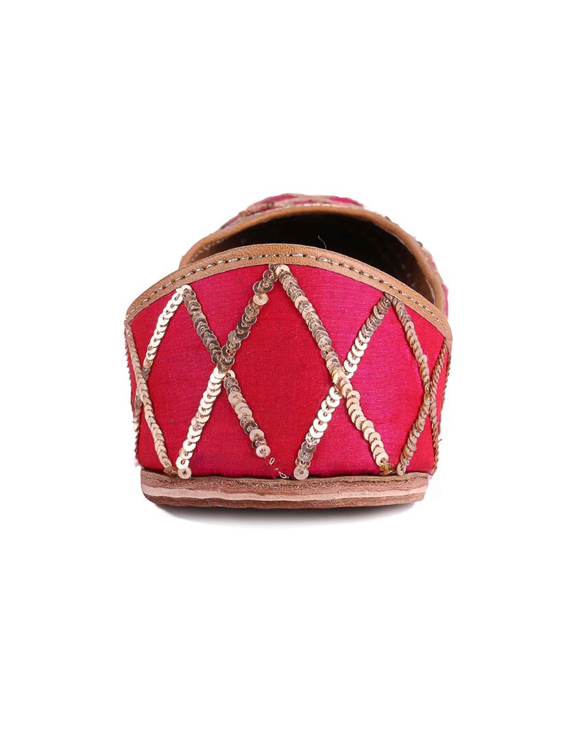 pink silk hand embroidered sequined mojaris - 12241597 - Zoom Image - 3