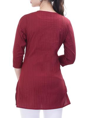 maroon cotton straight kurti - 12352703 - Standard Image - 3