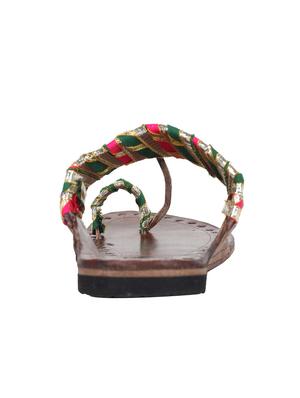 multi colored one toe kolhapuri - 13001860 - Standard Image - 3