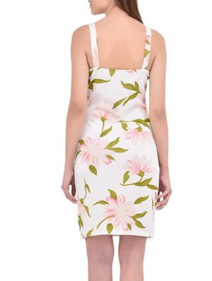 white printed bodycon dress - 13358033 - Standard Image - 3