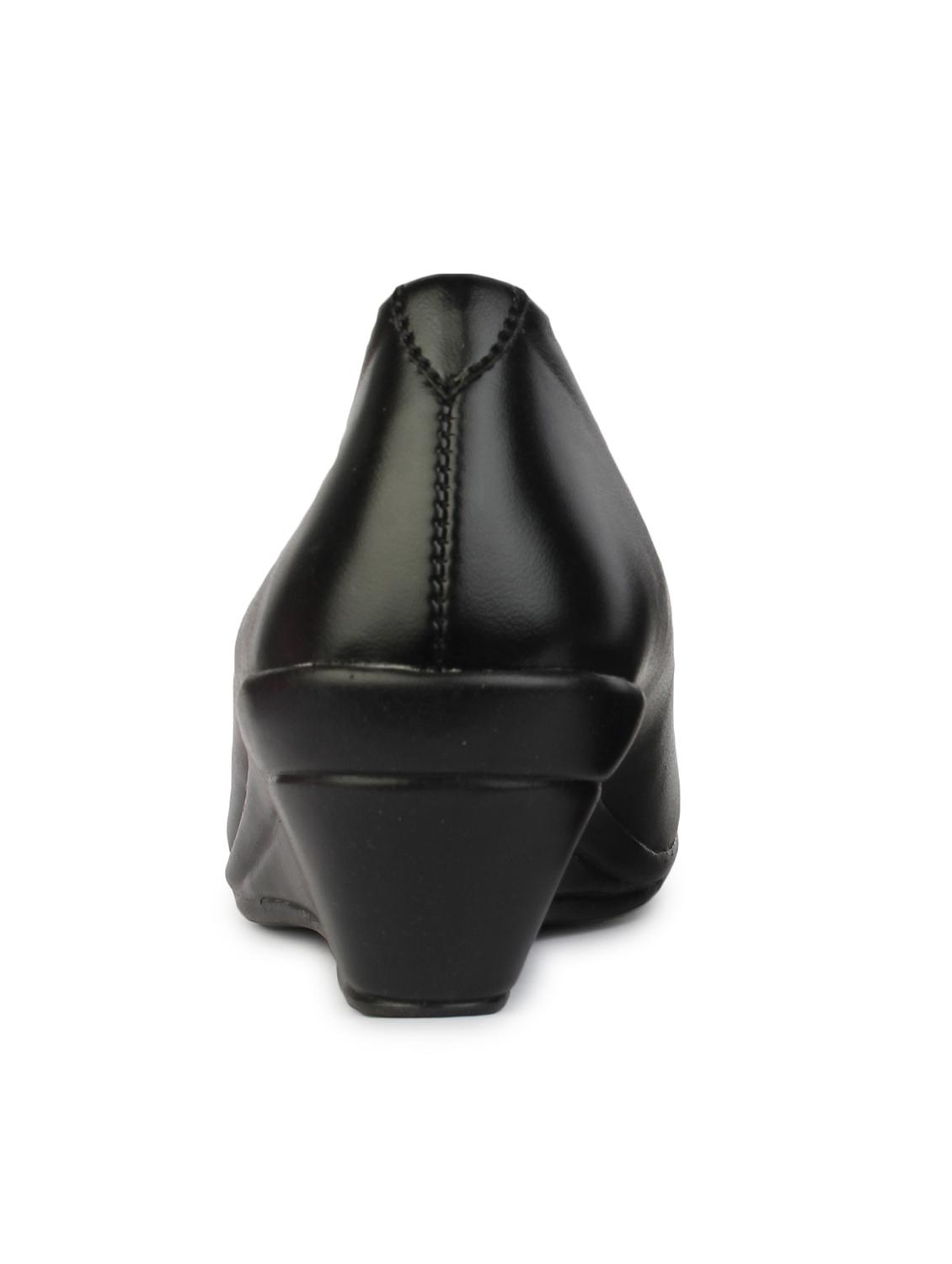 black leatherette slip on pumps - 13393781 - Zoom Image - 3