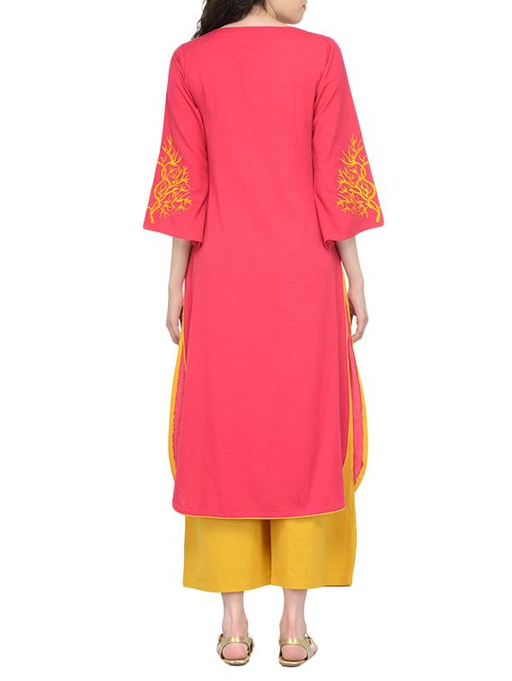 embroidered straight kurta - 13549952 - Zoom Image - 3