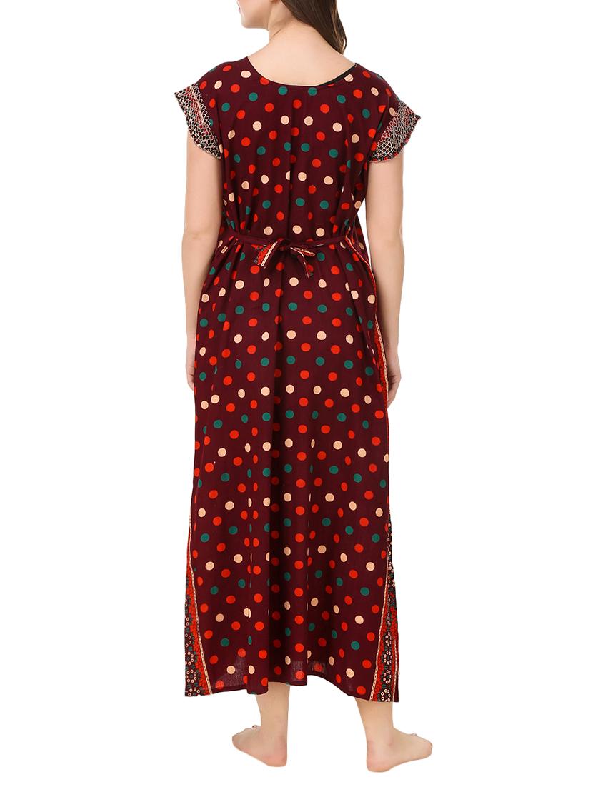 maroon polka dots printed cotton gown - 13662691 - Zoom Image - 3