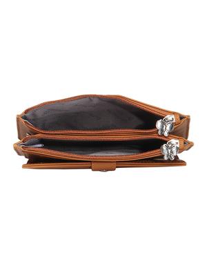 brown leatherette regular clutch - 13775973 - Standard Image - 3