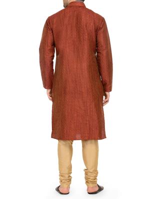 maroon silk blend kurta payjama set - 14124845 - Standard Image - 3