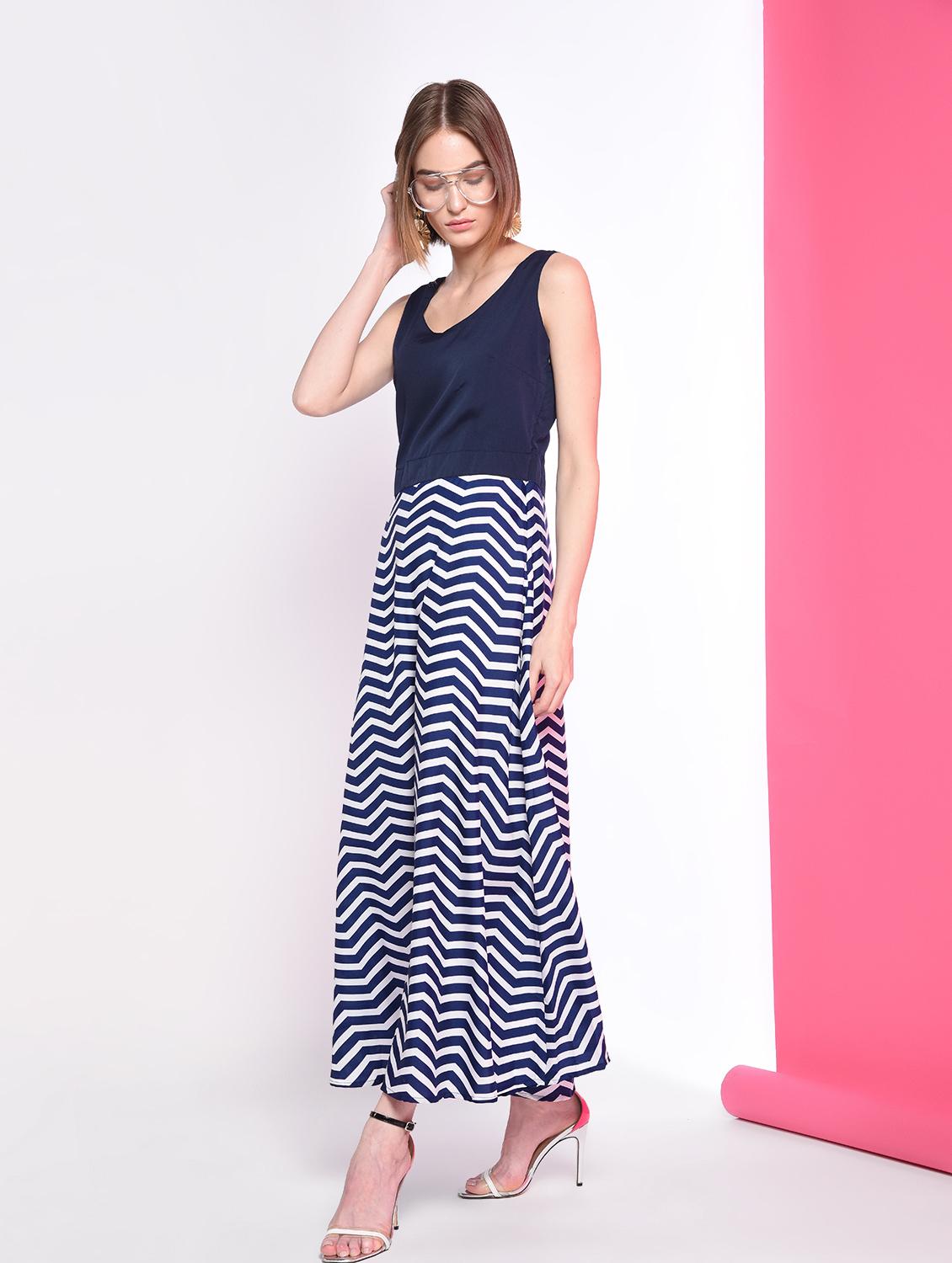 chevron printed nautical maxi dress - 14363174 - Zoom Image - 3