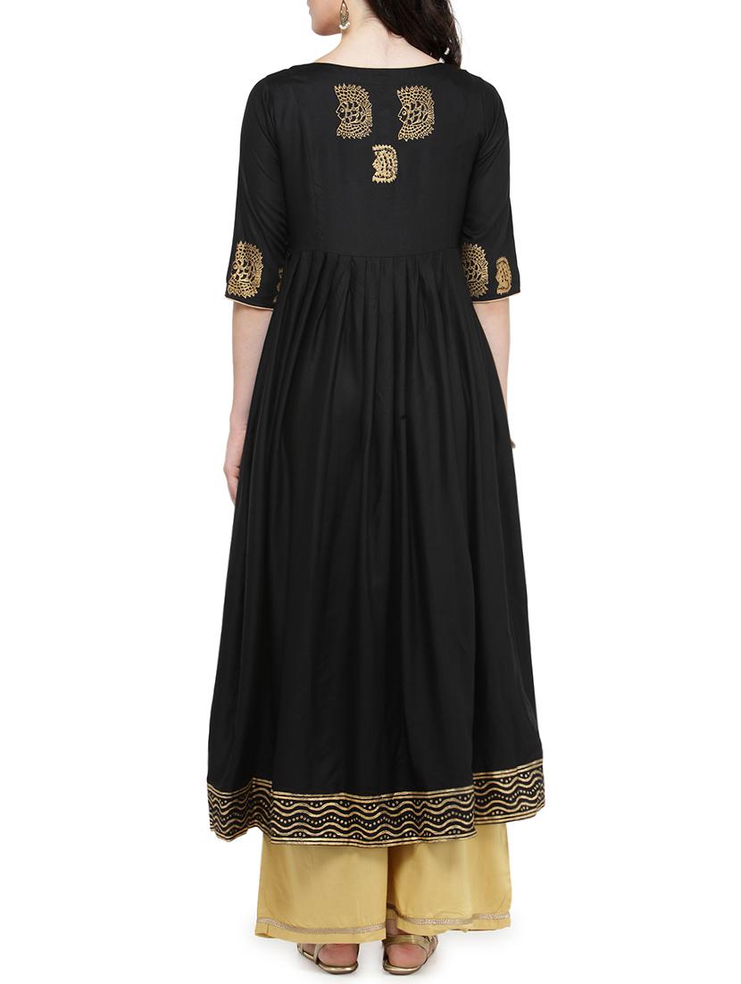 Pleated block print kurta - 14495464 - Zoom Image - 3
