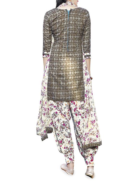 Printed unstitched patiyala suit - 14495671 - Zoom Image - 3