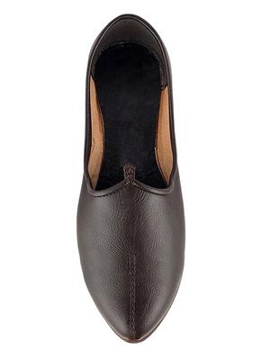 brown leather slip on jutis - 14509942 - Standard Image - 3
