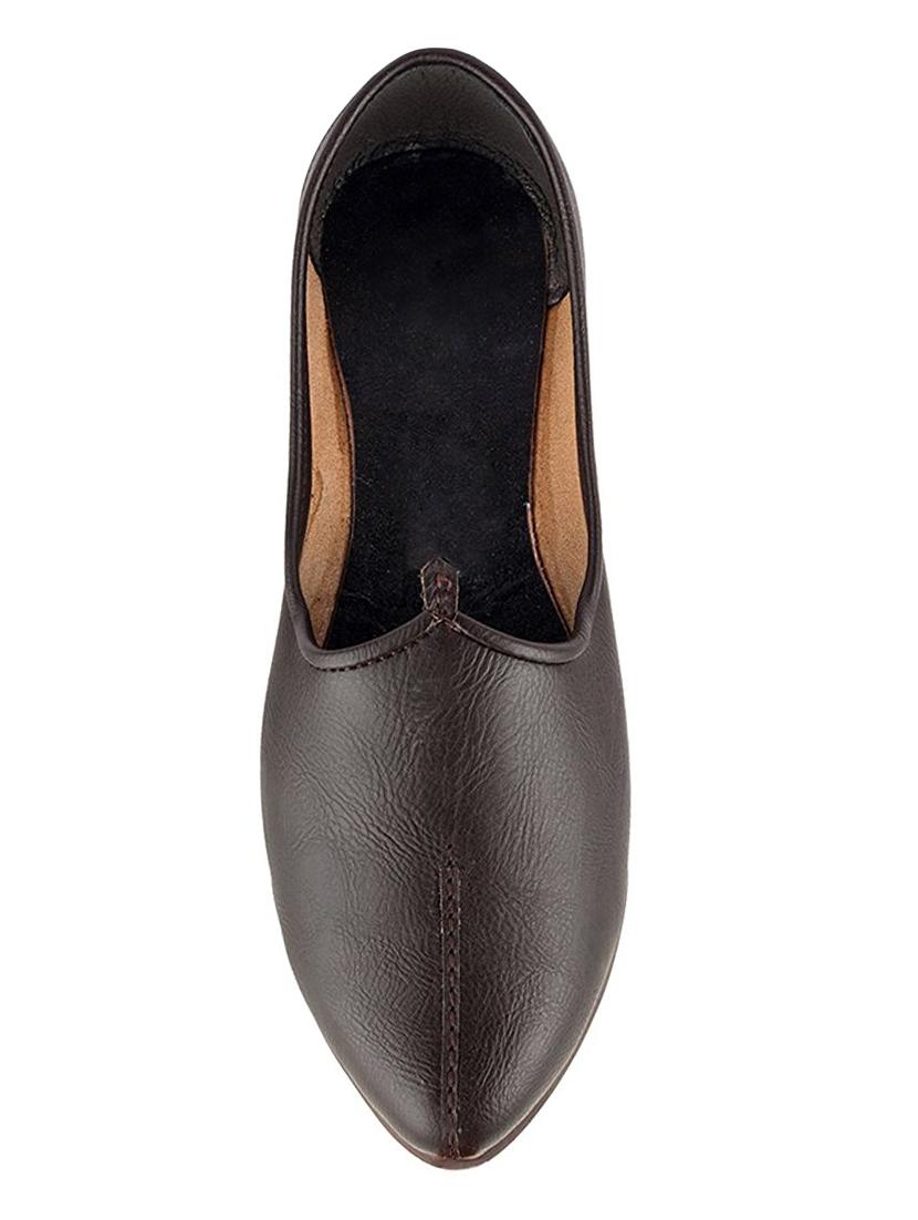brown leather slip on jutis - 14509942 - Zoom Image - 3