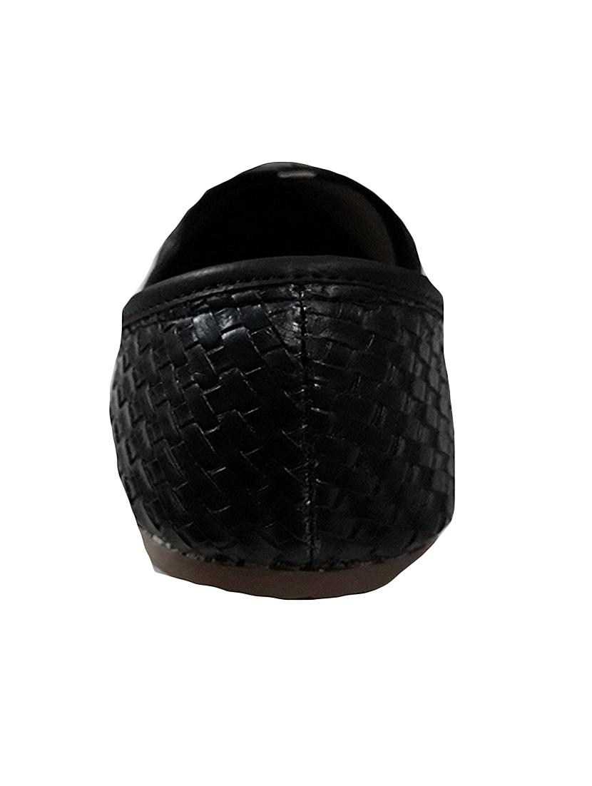 black leather slip on jutis - 14509943 - Zoom Image - 3