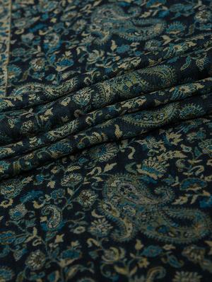 blue paisley design on stole - 14521593 - Standard Image - 3