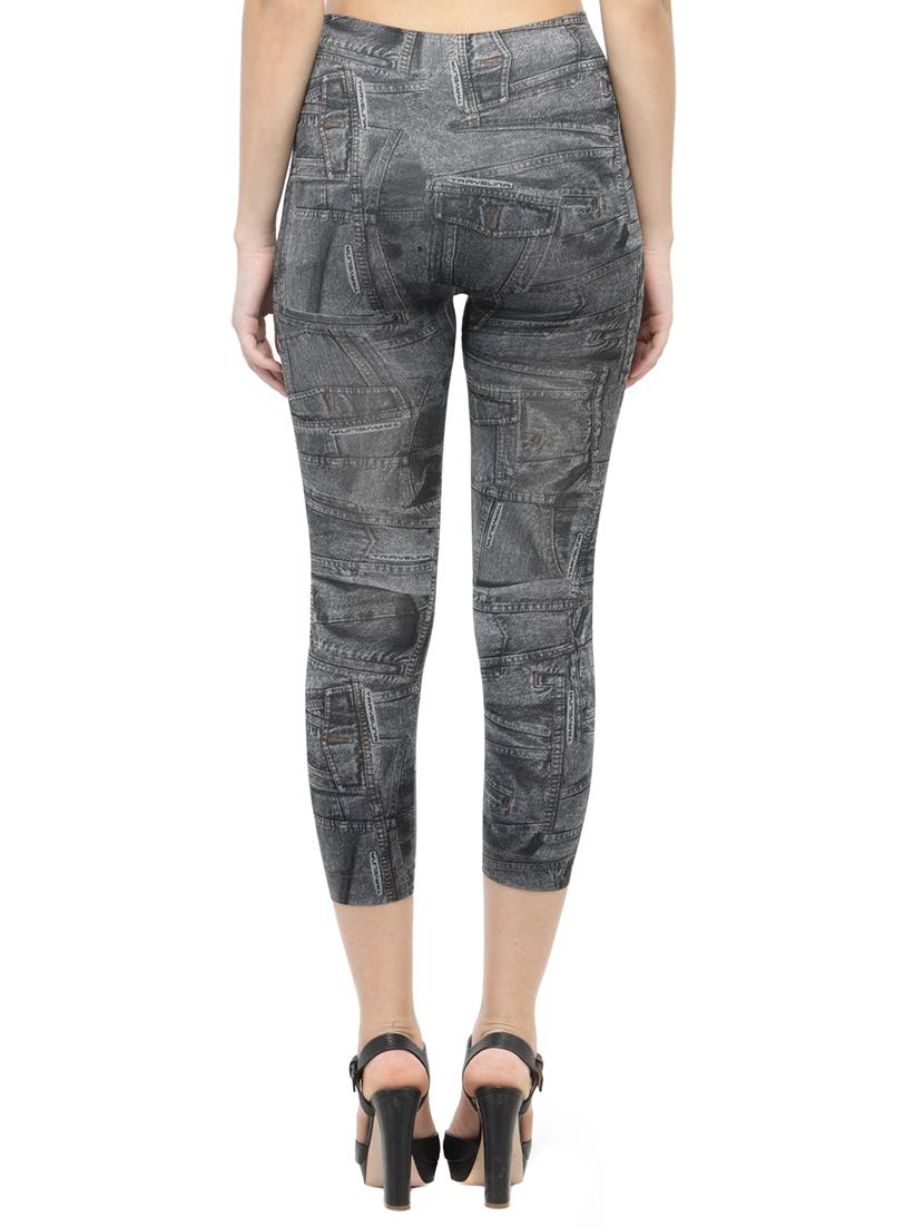 grey printed capri - 14528934 - Zoom Image - 3