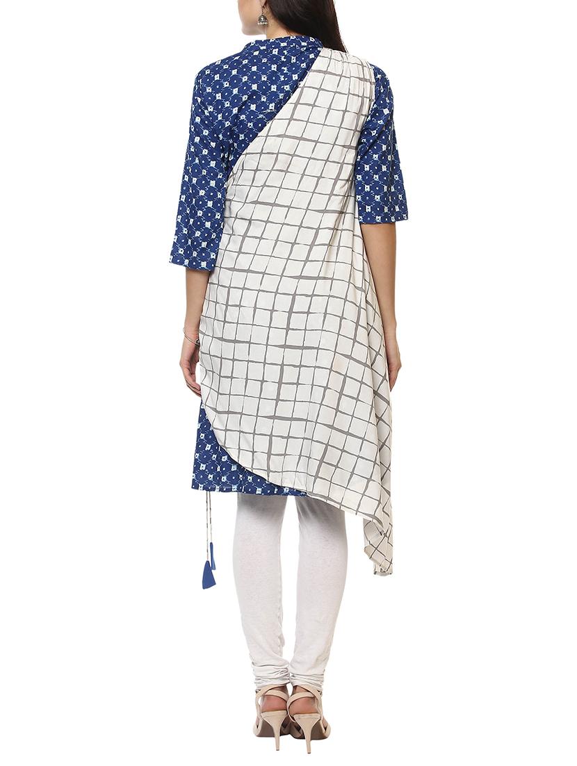 white & blue cotton layered kurta - 14547669 - Zoom Image - 3