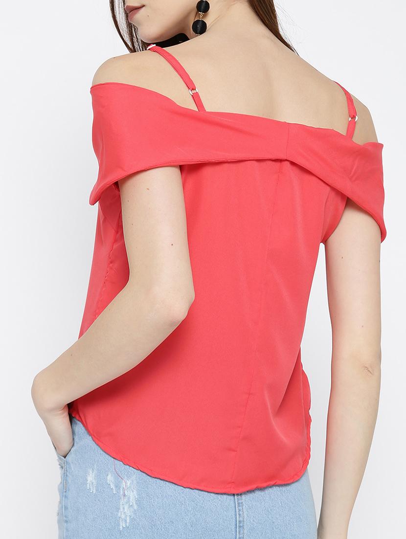 cold shoulder curved hem top - 14547777 - Zoom Image - 3