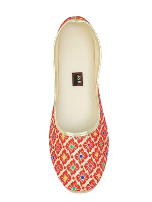 orange slip on jutis - 14799613 - Standard Image - 3