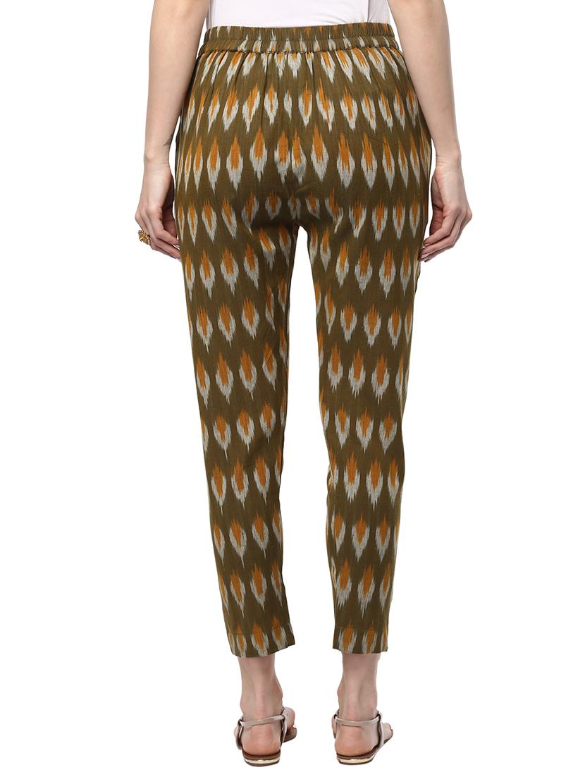 mehandi green cotton tapered pant - 14808678 - Zoom Image - 3