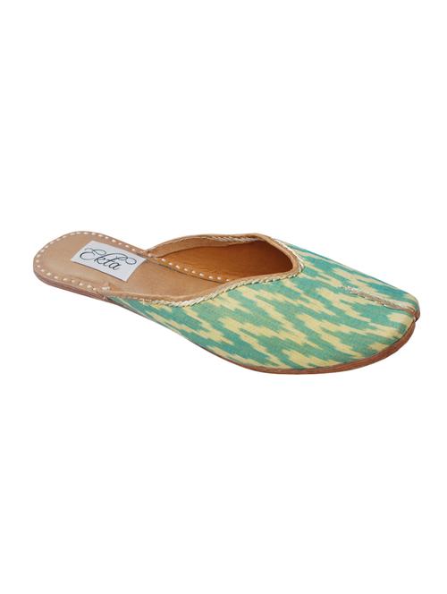 green slip on jutis - 14865313 - Standard Image - 1