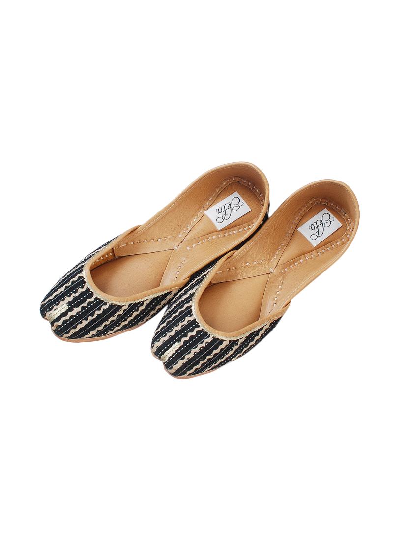 black slip on jutis - 14865335 - Zoom Image - 3