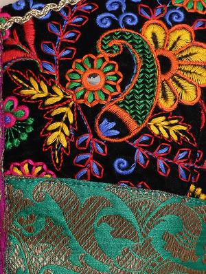 Green embroidered blouse - 14868475 - Standard Image - 3