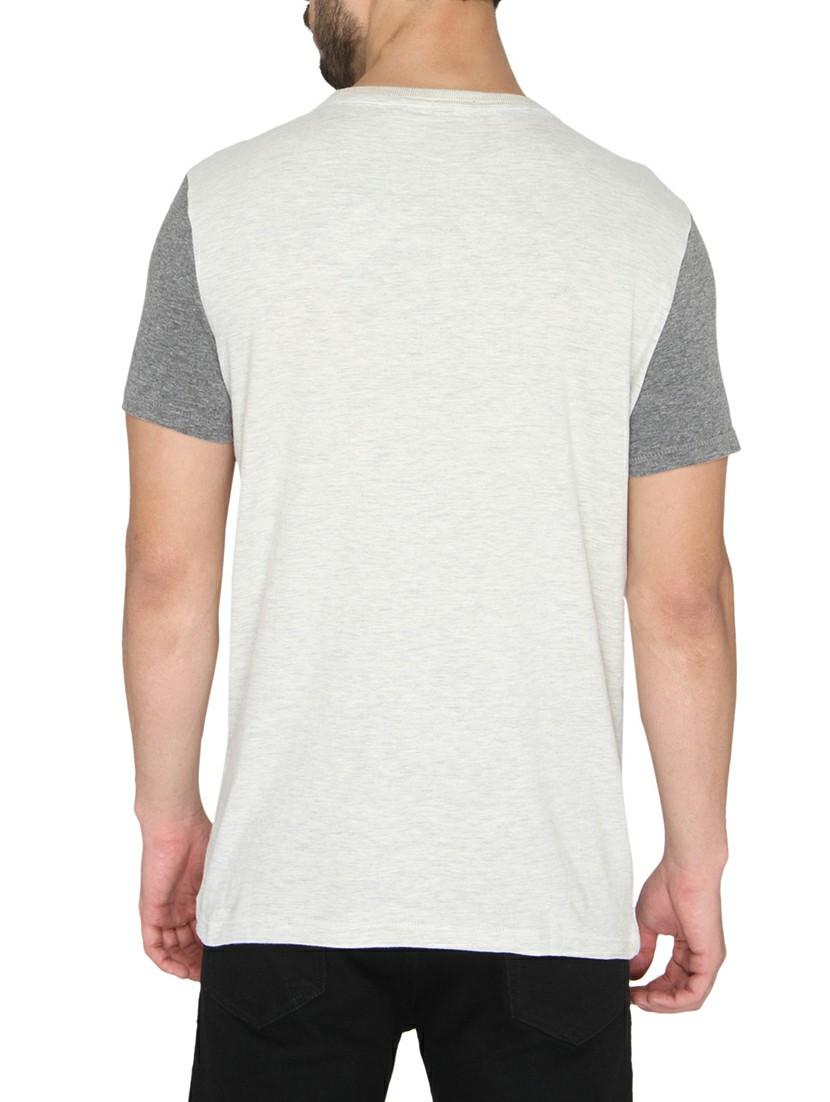 white cotton chest print t-shirt - 14888926 - Zoom Image - 3