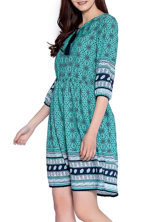 green fit & flare dress - 14891668 - Zoom Image - 3