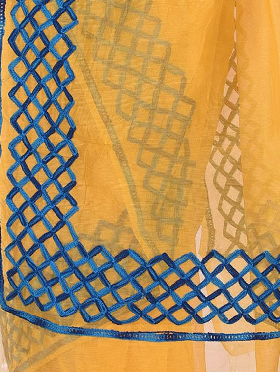 mustard kota cotton embroidered saree with blouse - 14953506 - Zoom Image - 3