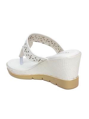 white toe separator wedge - 15001368 - Standard Image - 3