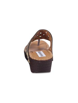 anand archies cream color artificial leather wedges for girl's & women's ( aa-421-cream-36 ) - 15004009 - Standard Image - 3