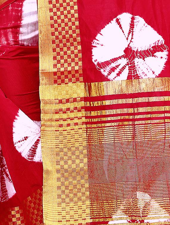 red cotton silk bordered saree with blouse - 15009854 - Zoom Image - 3