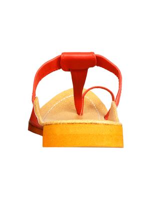 red one toe kolhapuri - 15016412 - Standard Image - 3