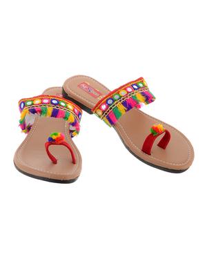 multi colored one toe kolhapuri - 15105638 - Standard Image - 3
