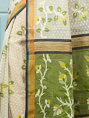 contrast pallu floral jamdani saree - 15116725 - Standard Image - 3