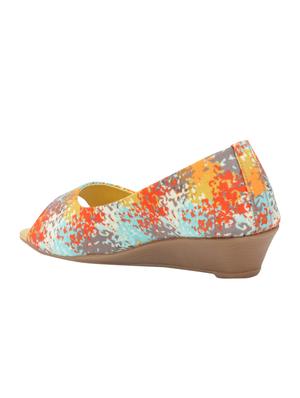 multi canvas slip on wedges - 15117306 - Standard Image - 3