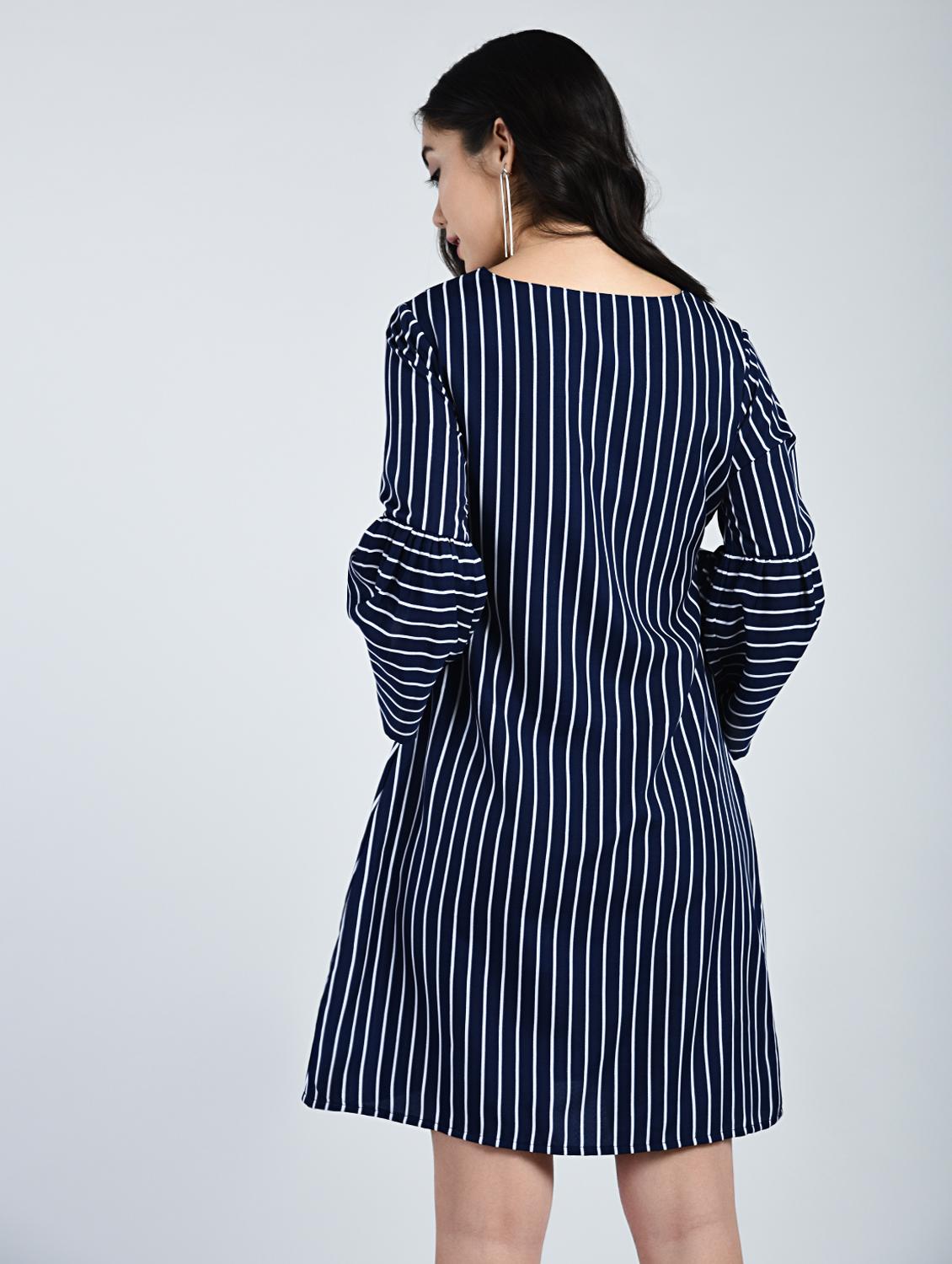 Bell sleeved striped shift dress - 15121410 - Zoom Image - 3