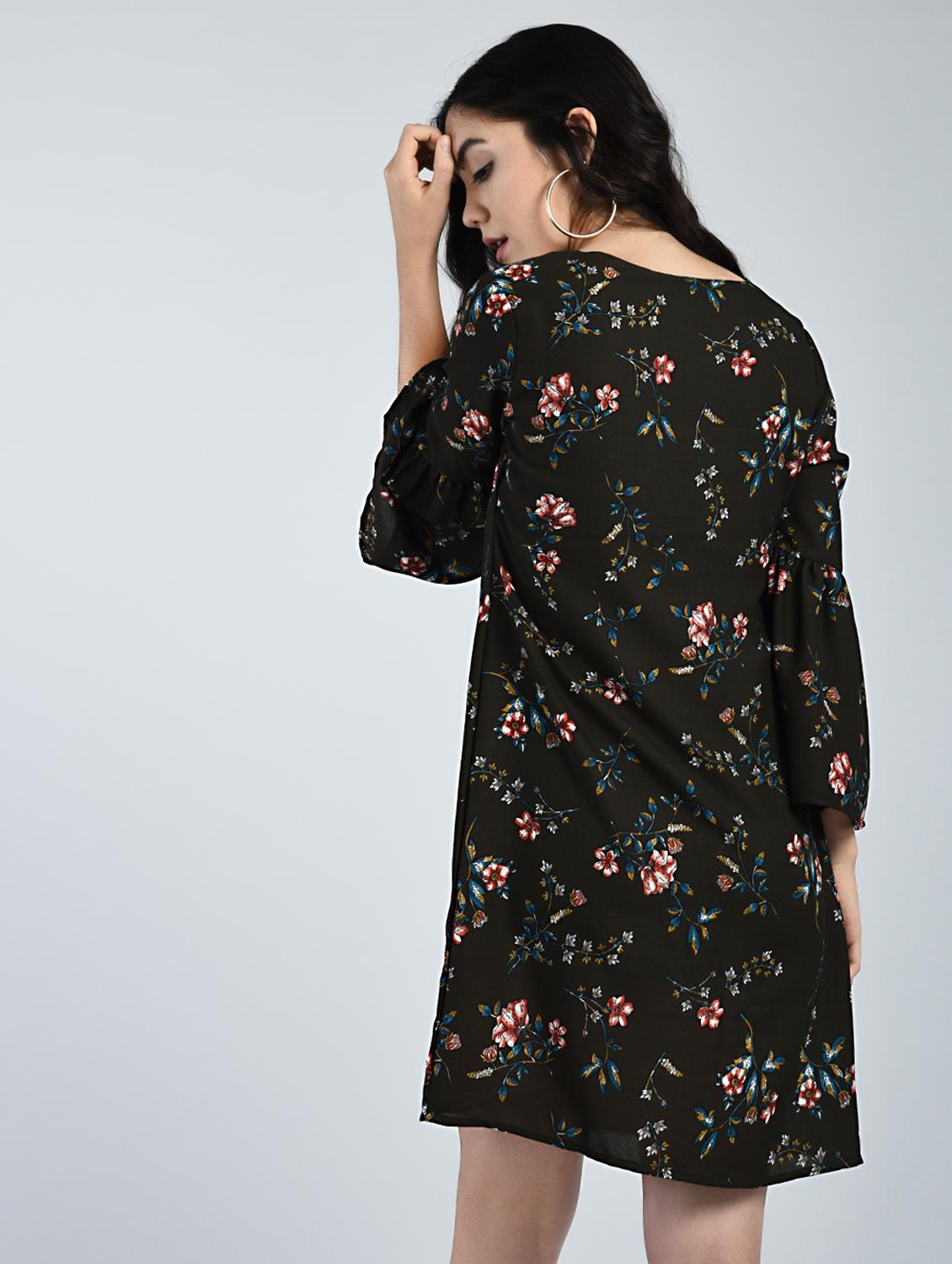 bell sleeved floral shift dress - 15121413 - Zoom Image - 3