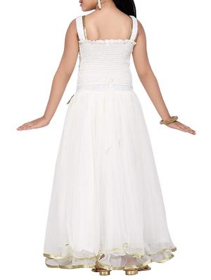 white net gown - 15159516 - Standard Image - 3
