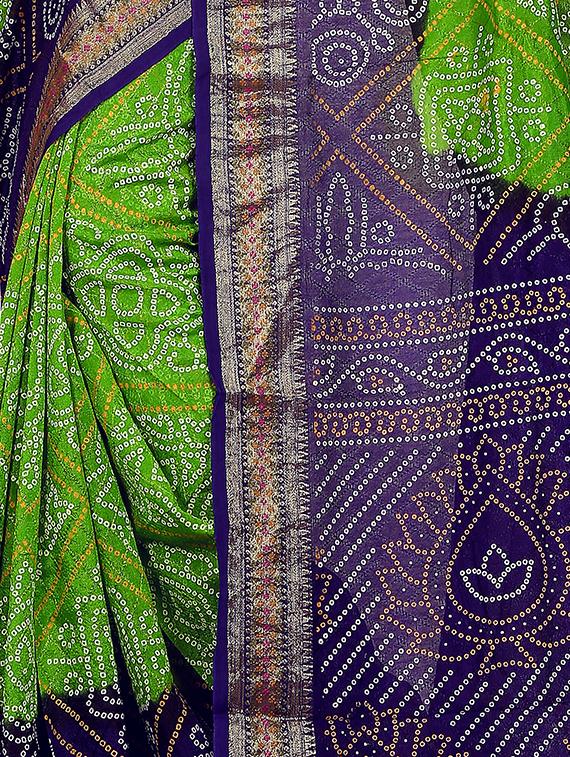 green bandhani saree with blouse - 15226761 - Zoom Image - 3
