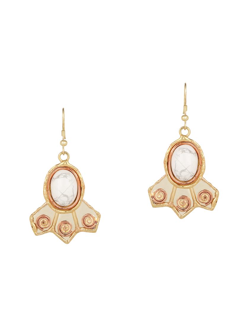gold brass drop earring - 15266755 - Zoom Image - 3
