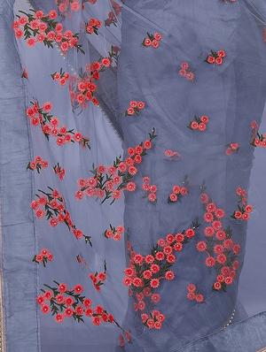 Ditsy floral embroidered saree with blouse - 15267937 - Standard Image - 3
