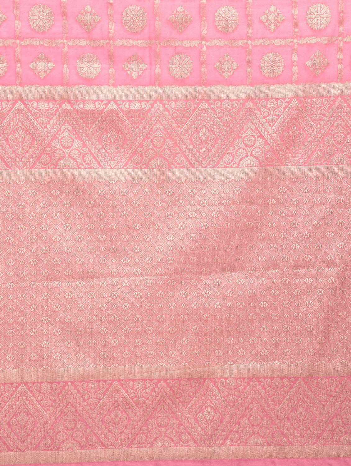 Zari motif Banarasi Saree - 15268432 - Zoom Image - 3