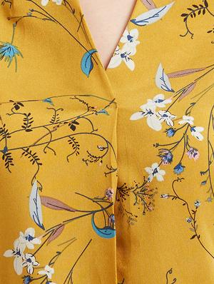 yellow printed v-neck top - 15306001 - Standard Image - 3