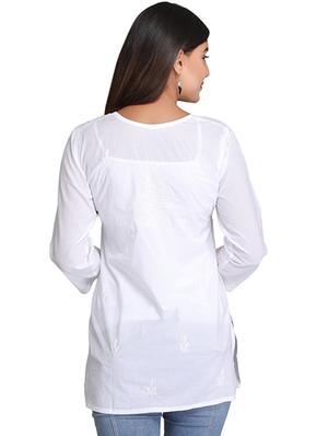 Chikankari straight kurti - 15328831 - Standard Image - 3